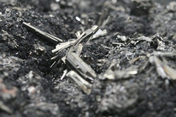Hutchinsonite - Image 9
