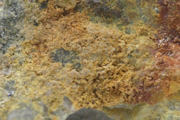 Moctezumite, tellurite - Image 9