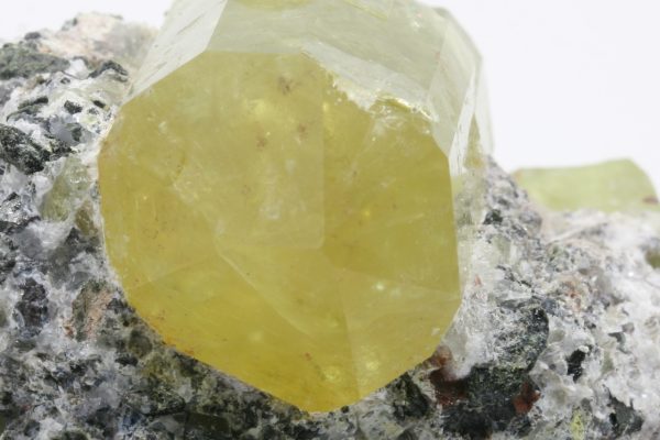 Apatite - Image 12