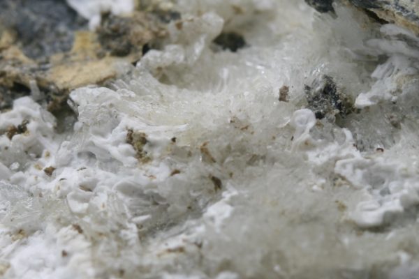 Pharmacosiderite, brassite