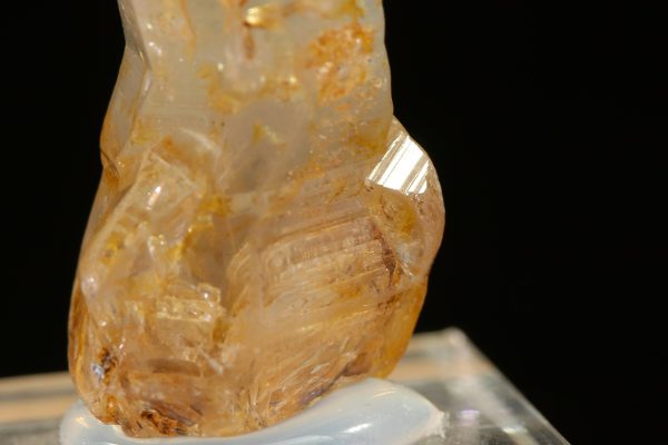 Corundum - sapphire - Image 10