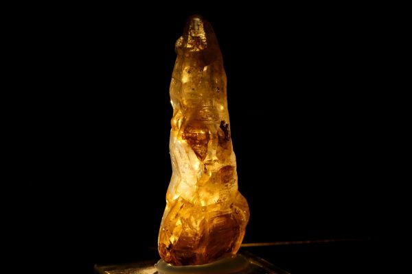 Corundum - sapphire - Image 11