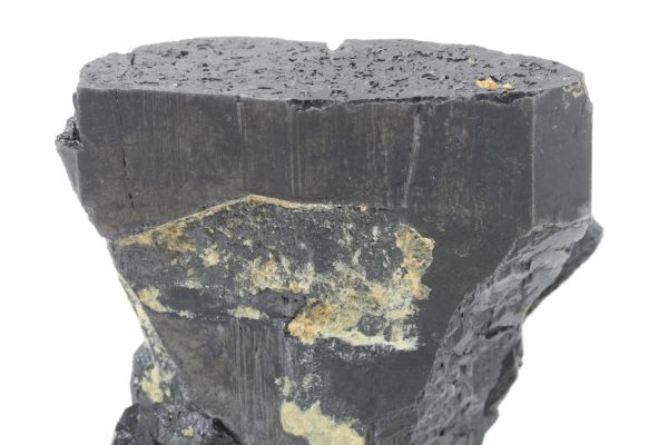Chevkinite-(Ce) - Image 10