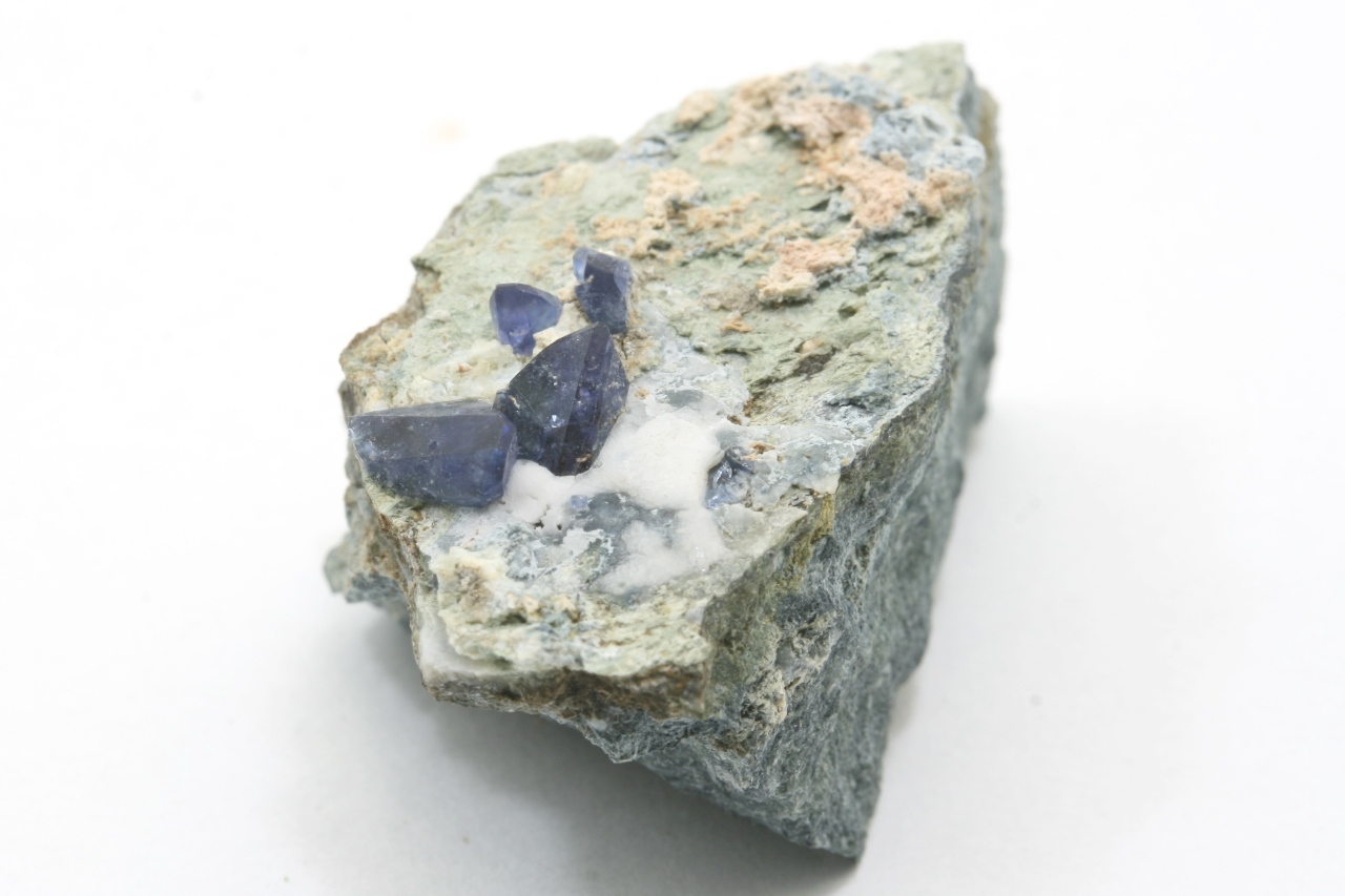 Benitoite - Image 4
