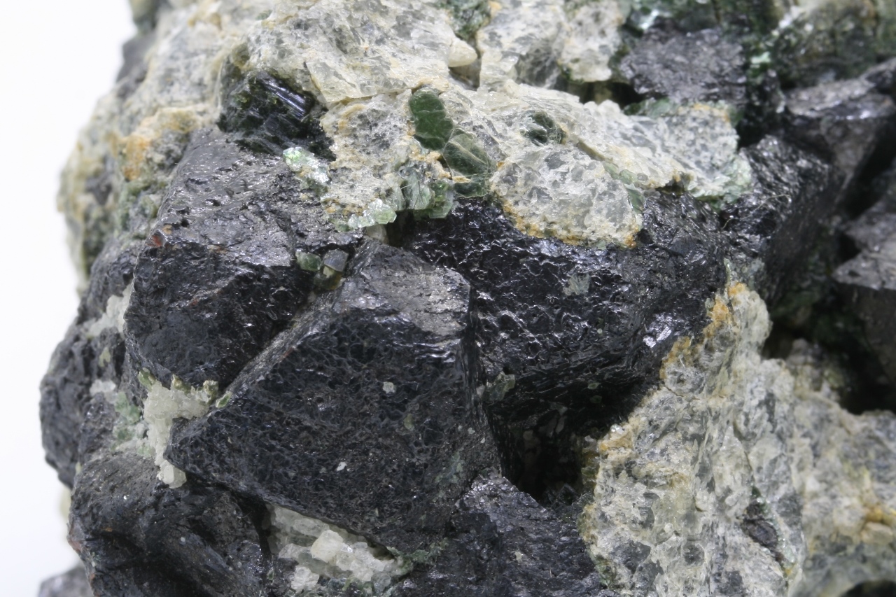 Magnetite - Image 10