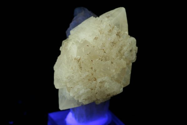 Powellite, stilbite - Image 13