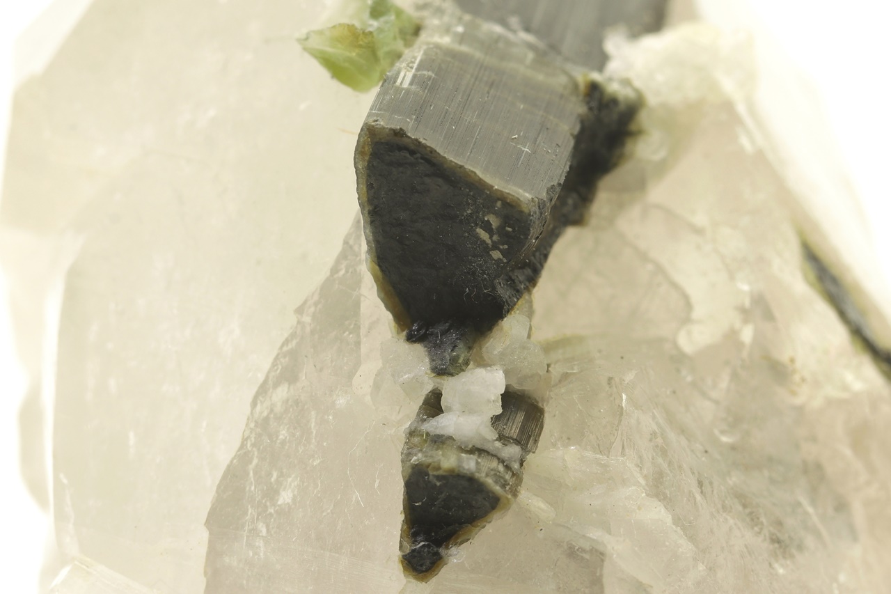 Tourmaline - verdelite - Image 14