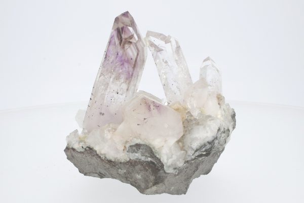 Amethyst, prehnite