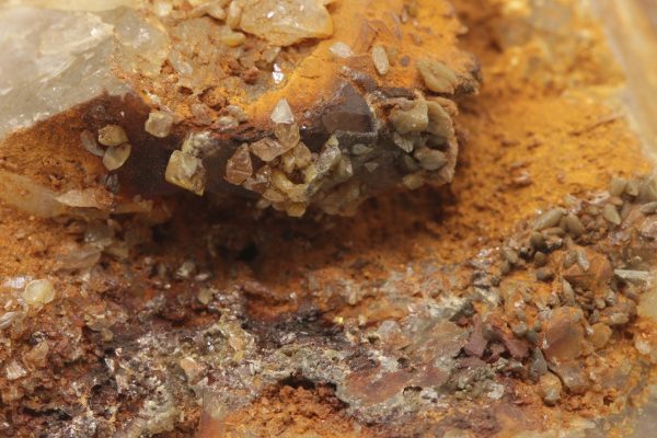 Stolzite - Image 5