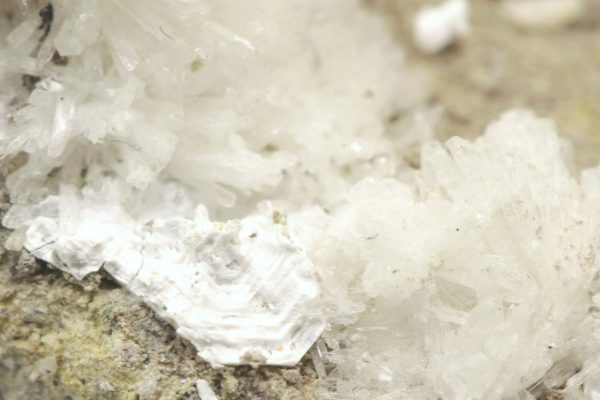 Pharmacosiderite, brassite