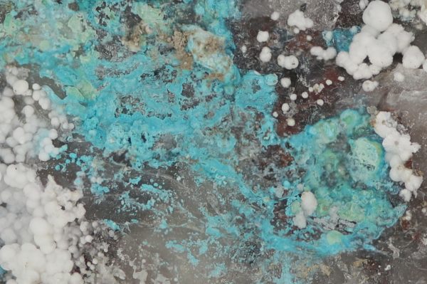 Lindackerite, olivenite, lavendulan, picropharmacolite - Image 9
