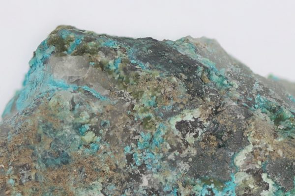 Lindackerite, olivenite, lavendulan, picropharmacolite - Image 12