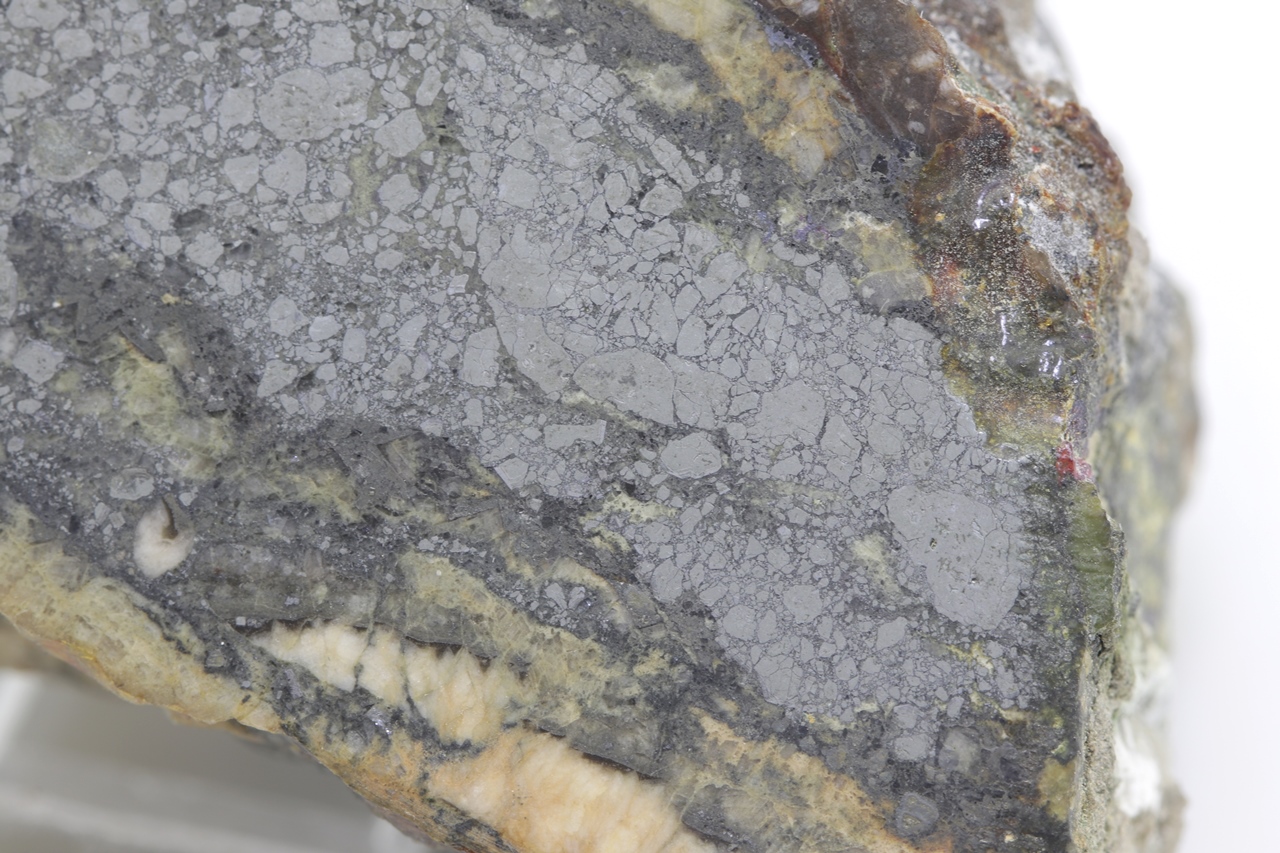 Skutterudite, argentopyrite