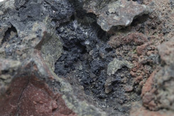 Argentite, chalcopyrite - Image 9