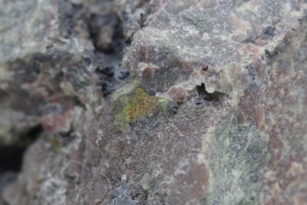 Argentite, chalcopyrite - Image 13