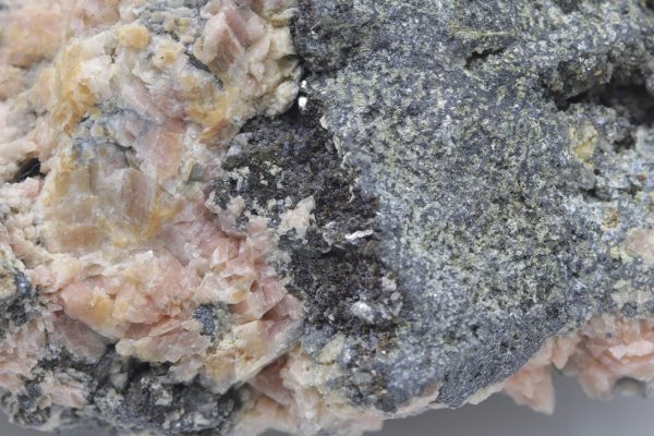 Bismuth - Image 12