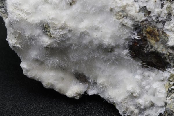 Picropharmacolite, brassite - Image 9