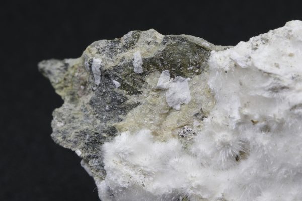 Picropharmacolite, brassite - Image 10
