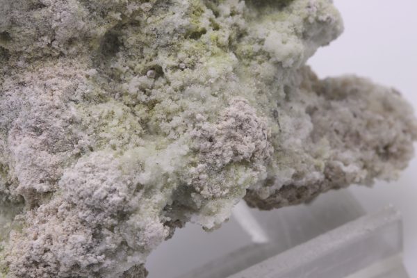 Krautite, gypsum - Image 11