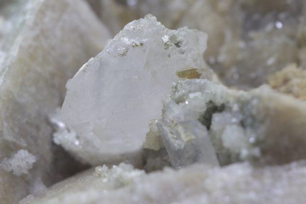 Siderite, calcite - Image 8