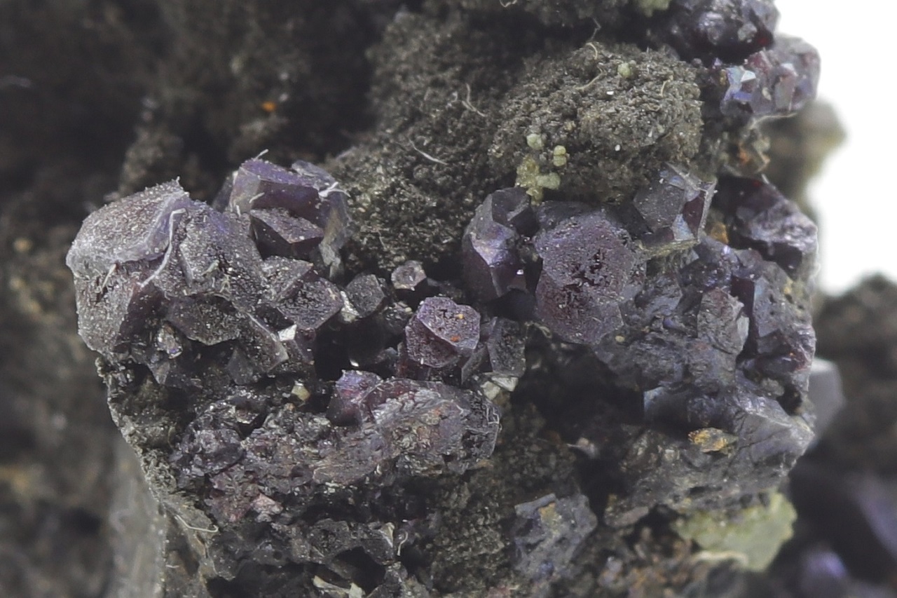 Argentopyrite, proustite