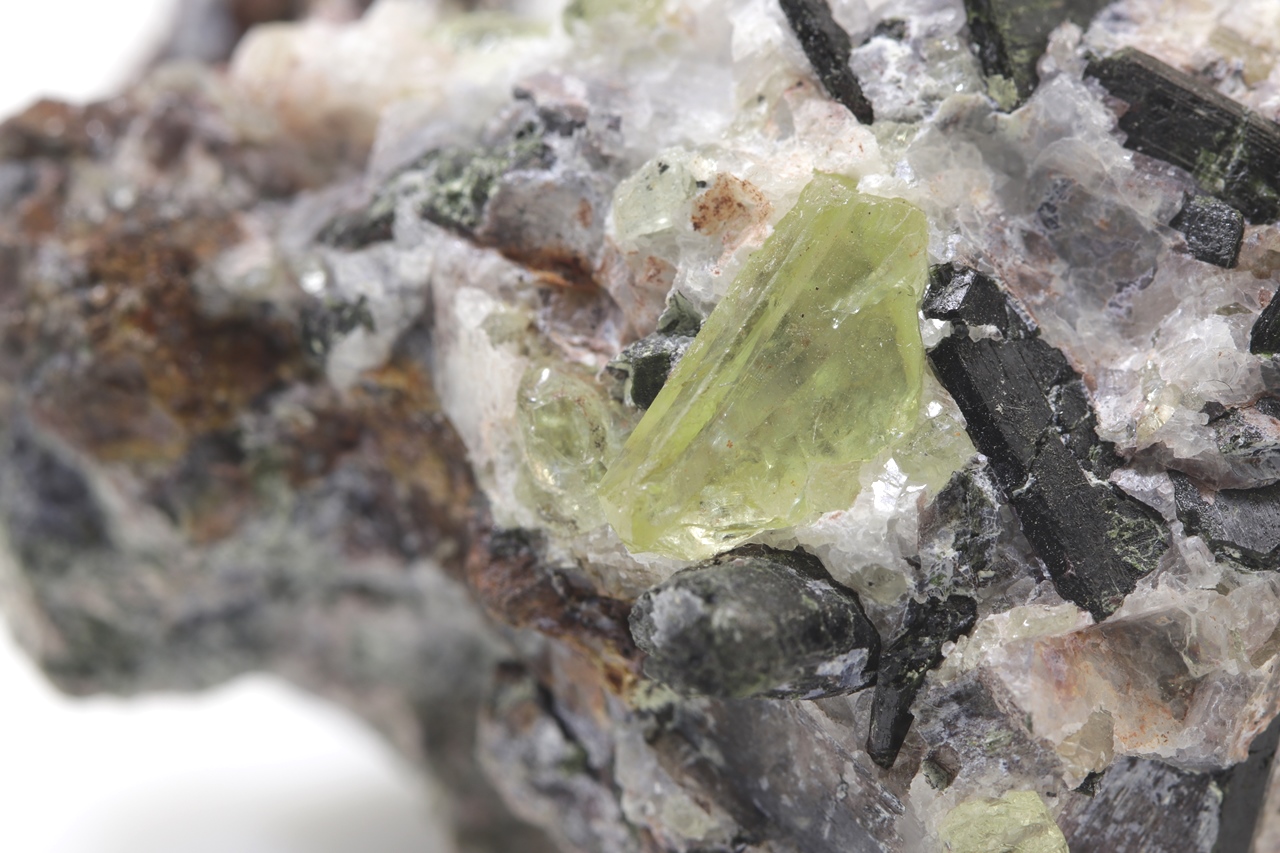 Apatite - Image 11