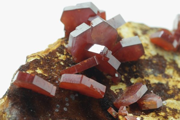 Vanadinite - Image 6