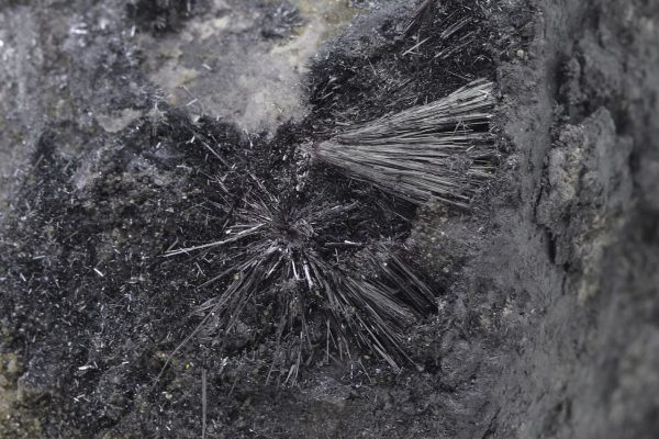 Kermesite - Image 5