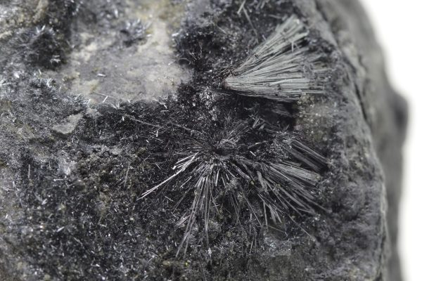 Kermesite - Image 6