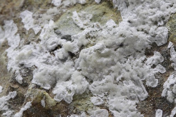 Brassite, pharmacolite - Image 5