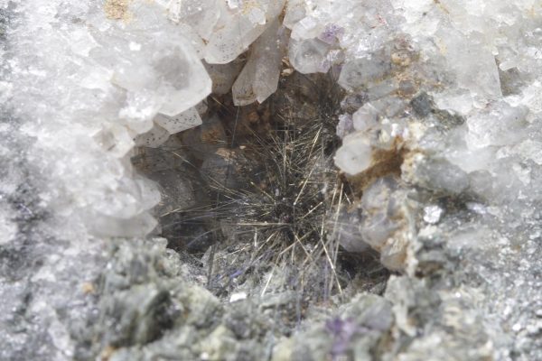 Bismuthinite - Image 5