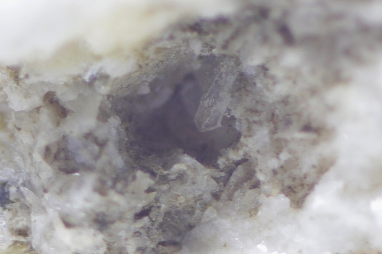 Bertrandite - Image 8