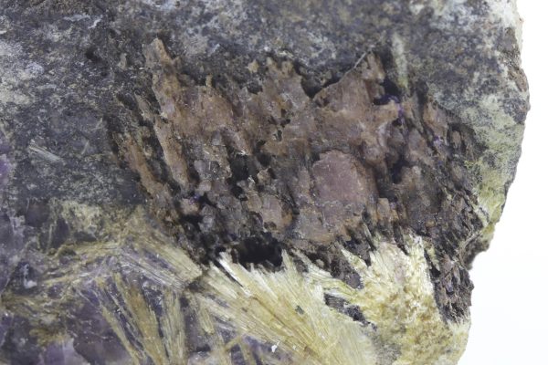 Carpholite, rhodochrosite - Image 9