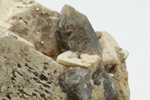 Orthoclase, limonite, scorodite - Image 8