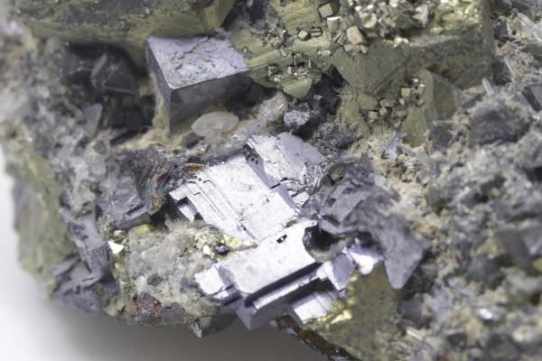 Galena, chalcopyrite, pyrite - Image 10