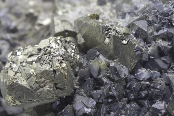 Galena, chalcopyrite, pyrite - Image 9