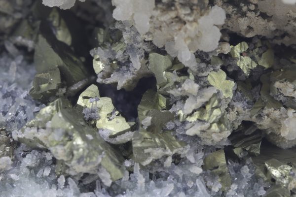 Chalcopyrite - Image 8