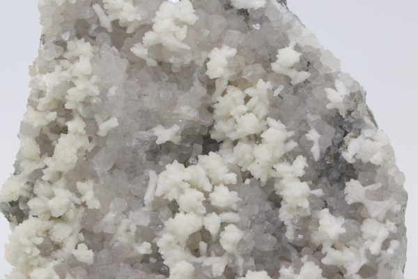 Quartz, dolomite - Image 5