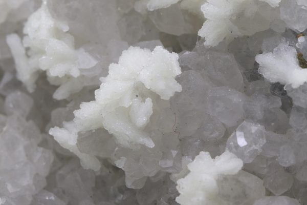 Quartz, dolomite - Image 7