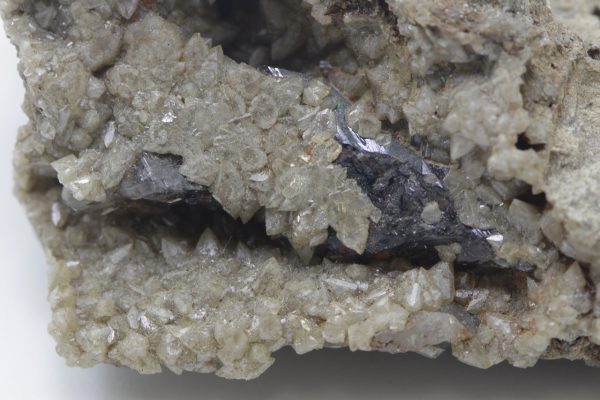 Scheelite, goethite - Image 8