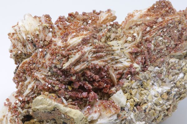 Baryte, vanadinite - Image 12