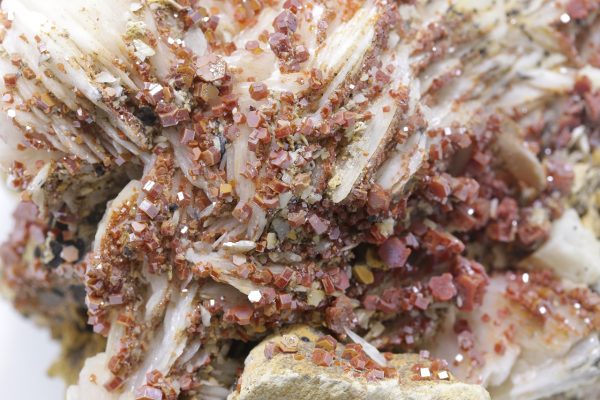 Baryte, vanadinite - Image 14