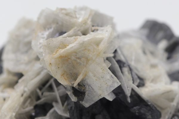 Stibnite, baryte - Image 13