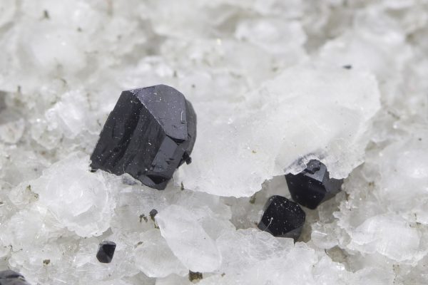 Ilvaite - Image 10
