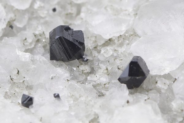 Ilvaite - Image 11