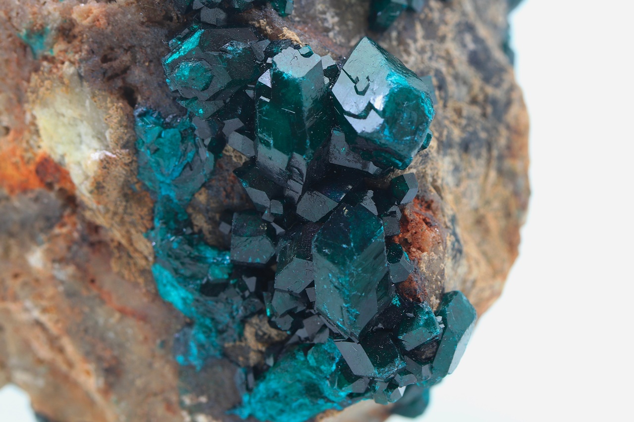 Dioptase - Image 11