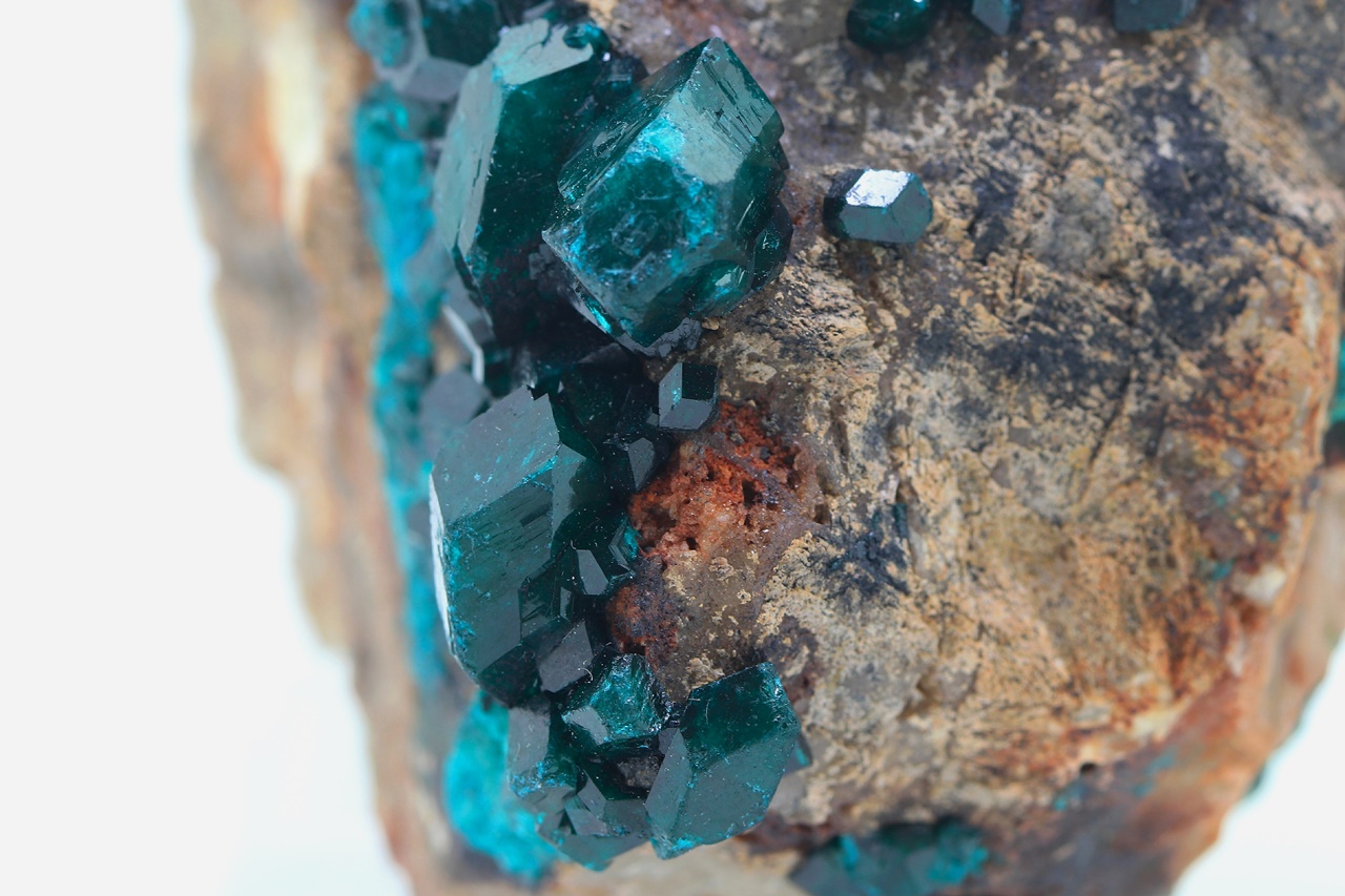 Dioptase - Image 12