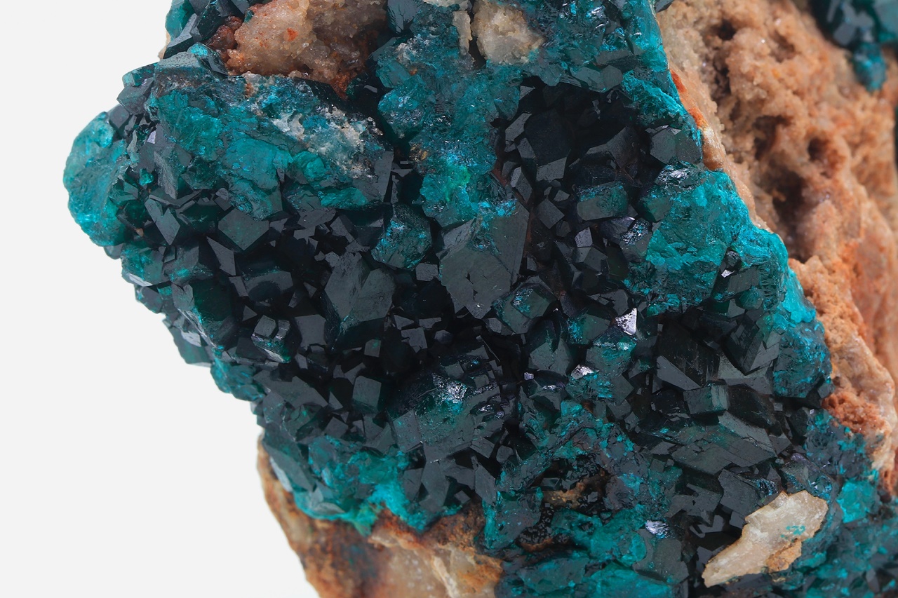 Dioptase - Image 13