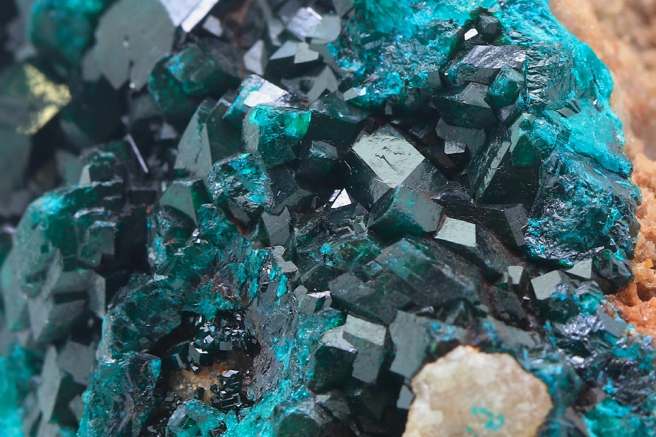 Dioptase - Image 15