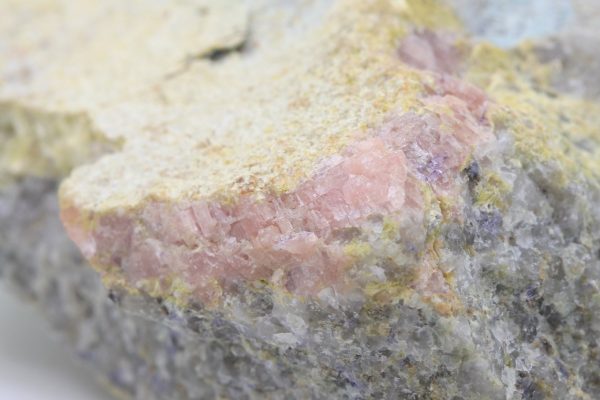 Carpholite, rhodochrosite - Image 6